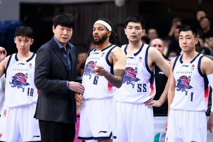 体育赛事-CCTV5直播辽宁男篮VS山东，广东VS广州，季后赛门票开卖真赚钱|广东队|山东男篮|广州队|山东队|cba季后赛_新浪体育_新浪新闻